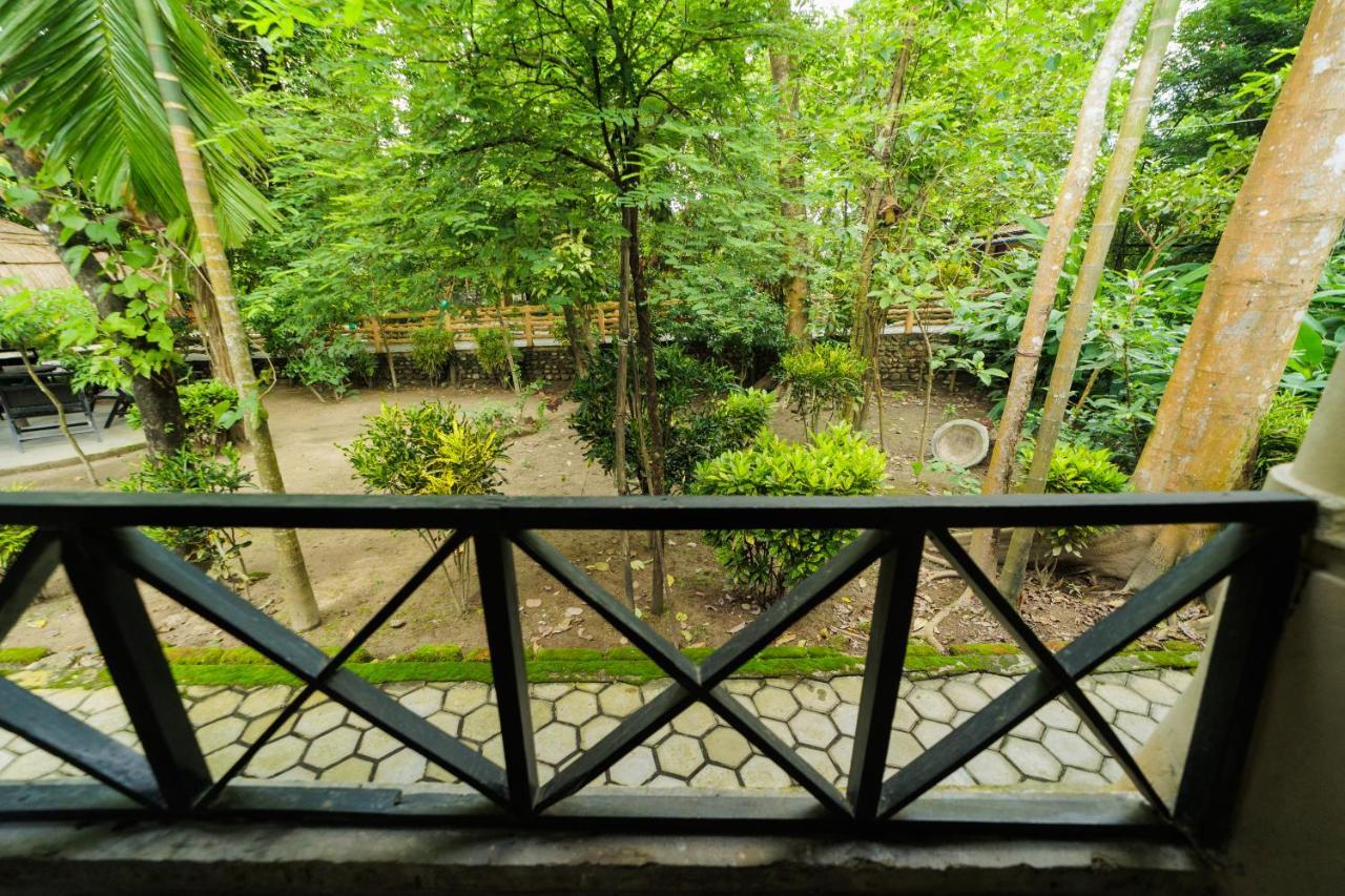 Chitwan Gaida Lodge - Animal Lovers & Birdwatchers Paradise Sauraha Luaran gambar