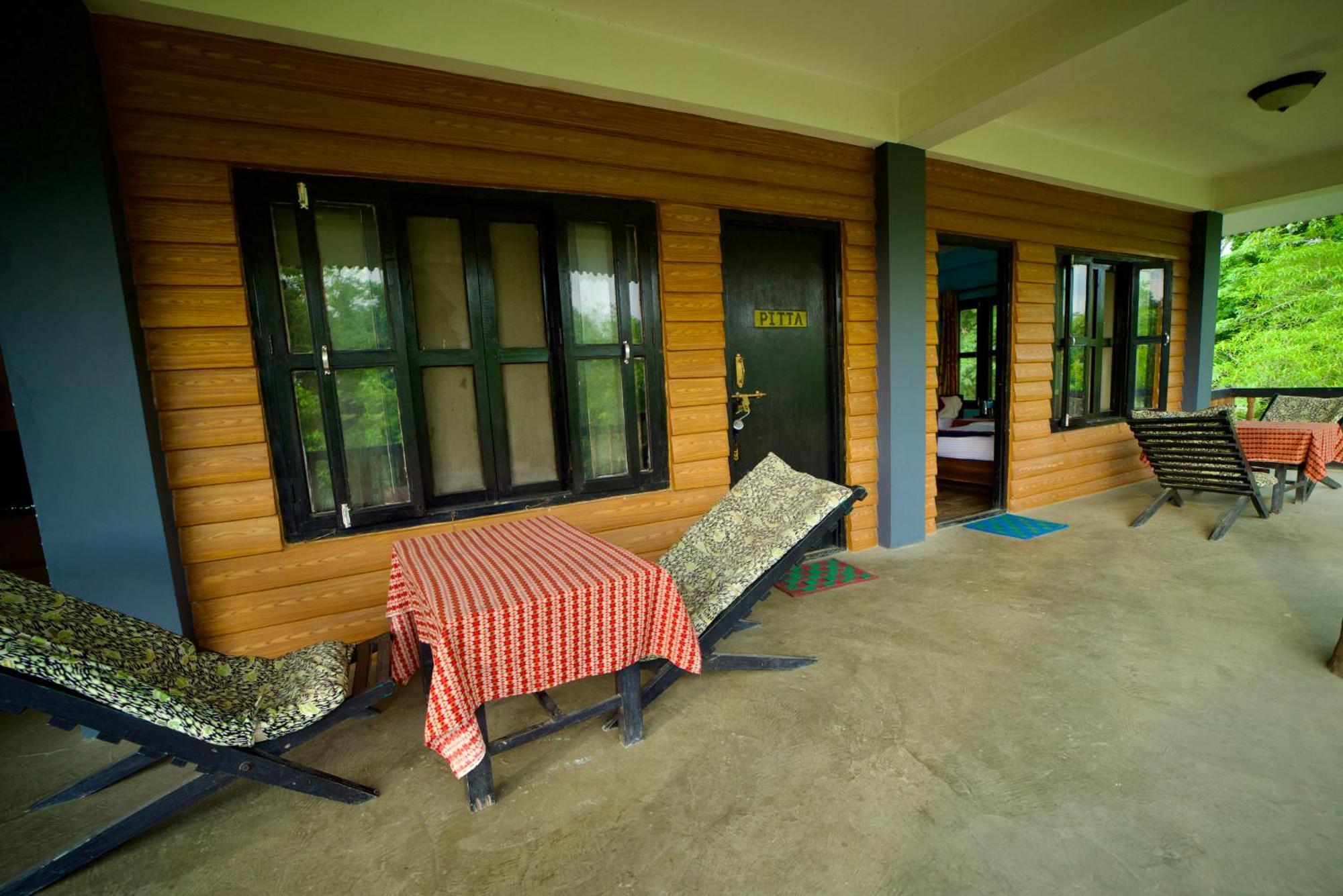 Chitwan Gaida Lodge - Animal Lovers & Birdwatchers Paradise Sauraha Luaran gambar