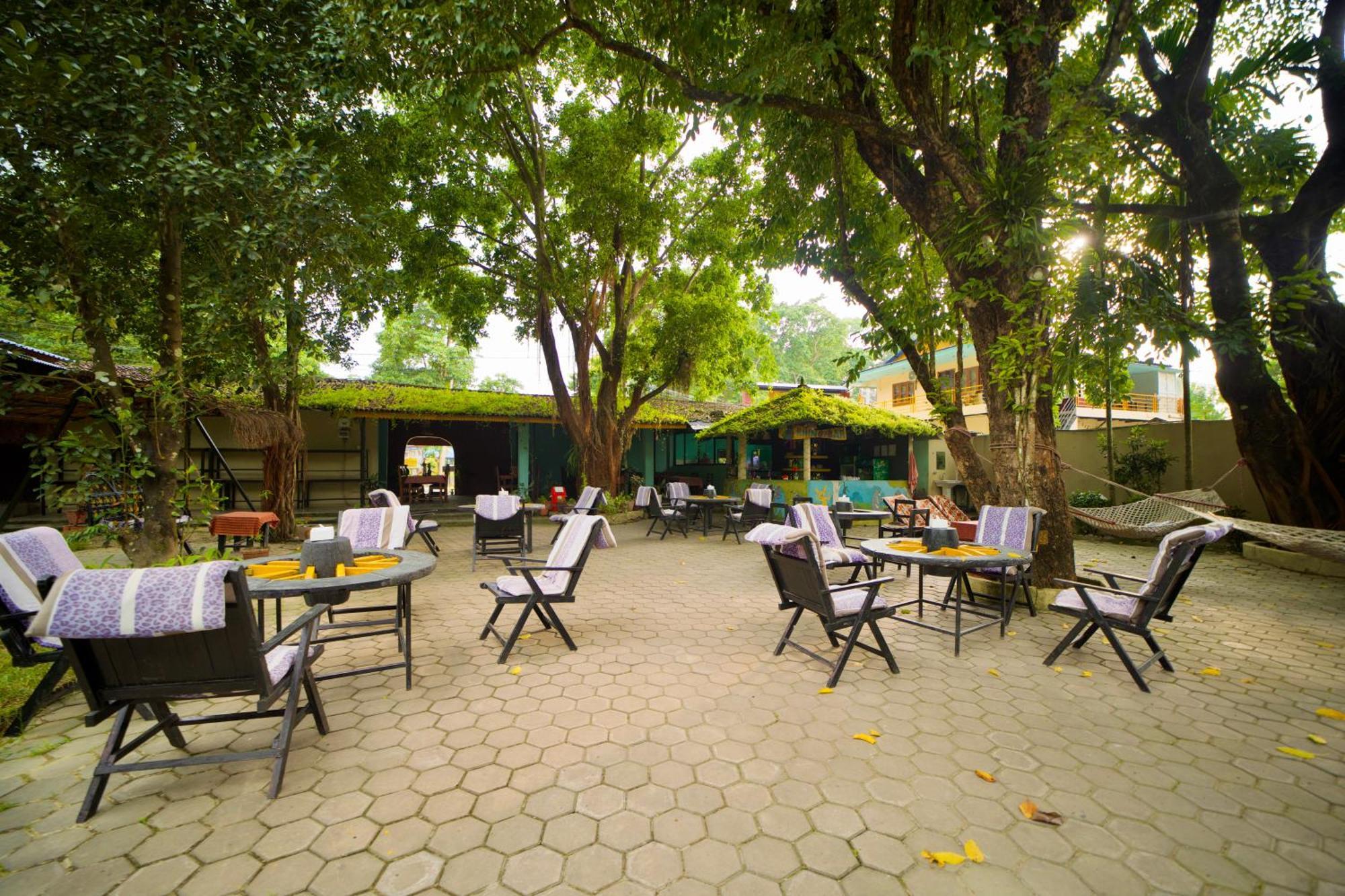 Chitwan Gaida Lodge - Animal Lovers & Birdwatchers Paradise Sauraha Luaran gambar